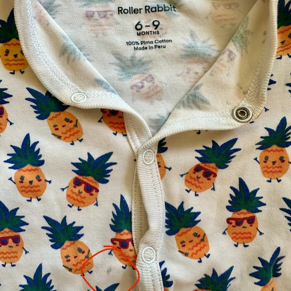 Roller Rabbit  6-9mo Pajamas - Picture 2 of 7
